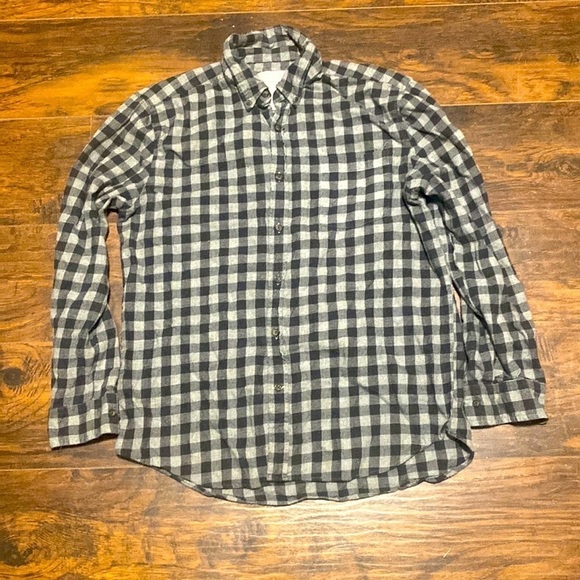 St. John's Bay Other - 5/$20 St. John’s Bay Men’s button down shirt